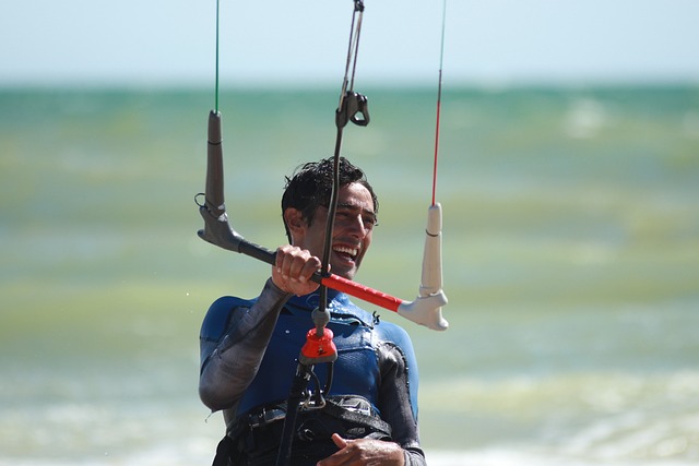 Hold ferie i Danmark og bliv en mester i kitesurfing på Amager